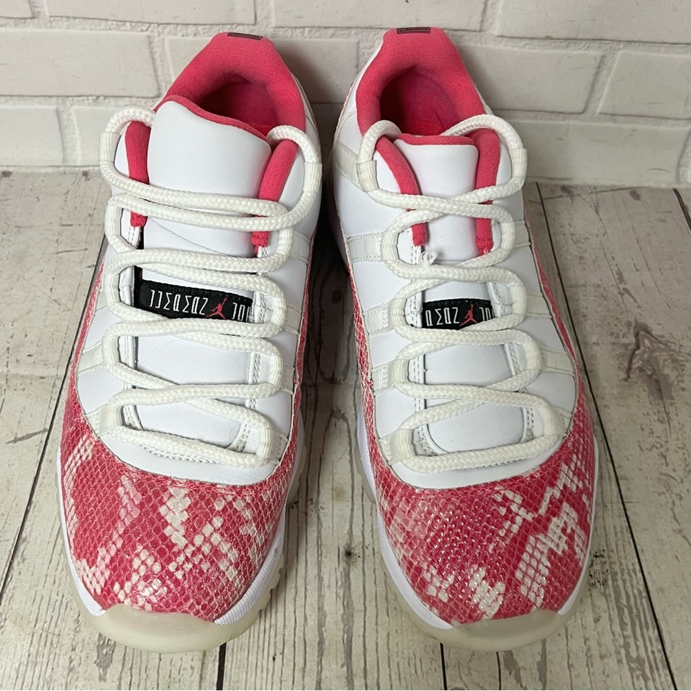 Nike Air Jordan 11 Low Retro XI Pink  Snakeskin AH7860-106 Womens Size 8 - Picture 2 of 14